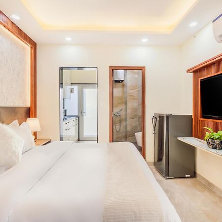 Kyomi Service Apartments คูร์เคาน์ ภายนอก รูปภาพ