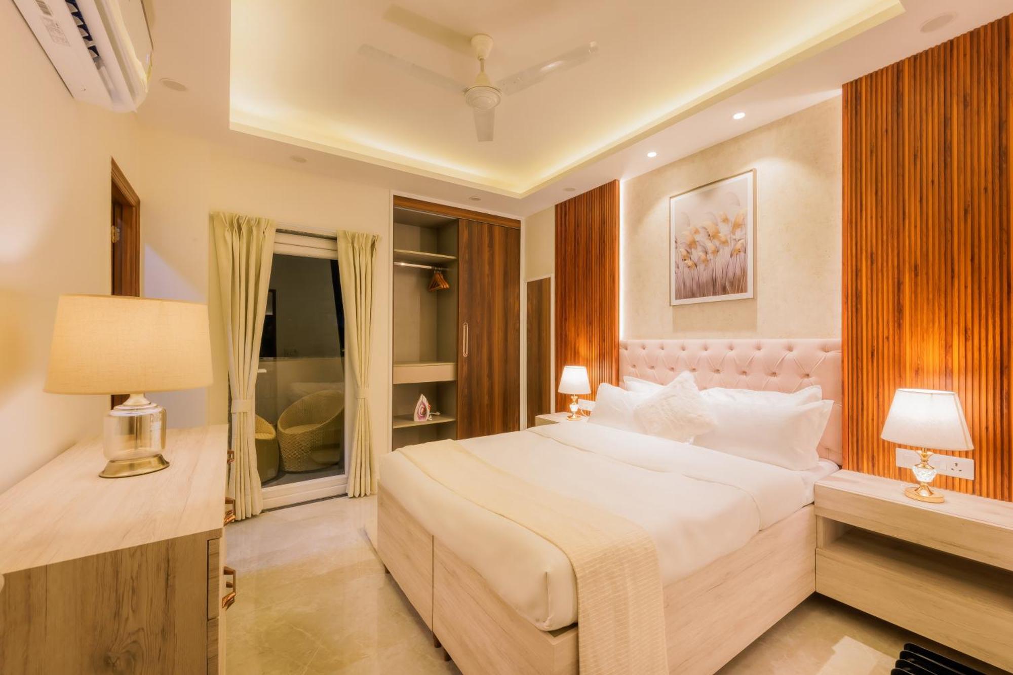 Kyomi Service Apartments คูร์เคาน์ ภายนอก รูปภาพ