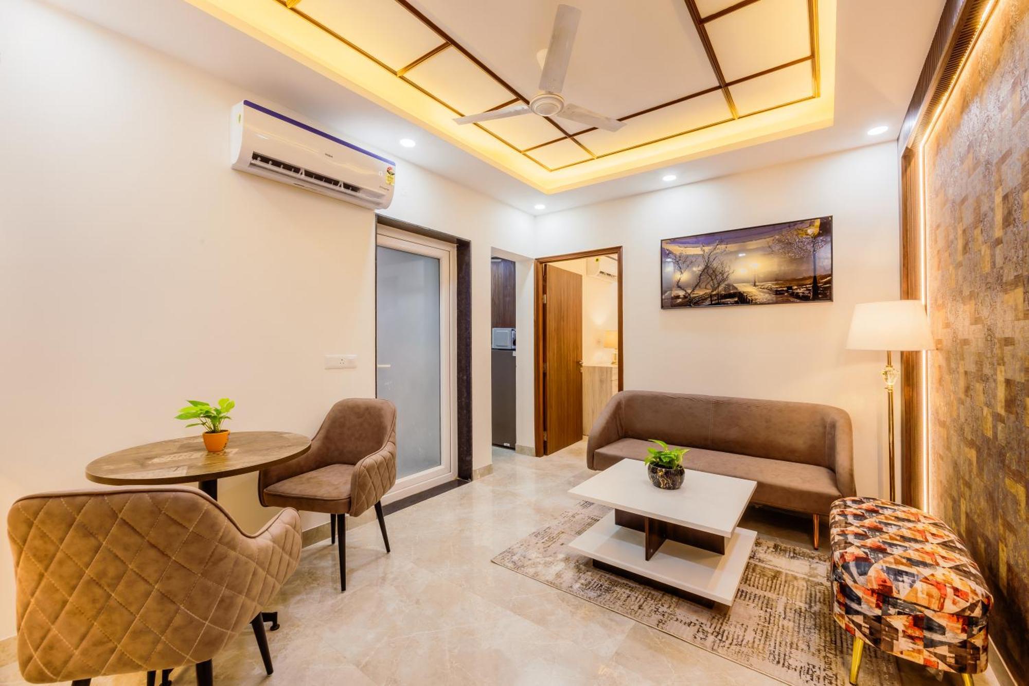 Kyomi Service Apartments คูร์เคาน์ ภายนอก รูปภาพ