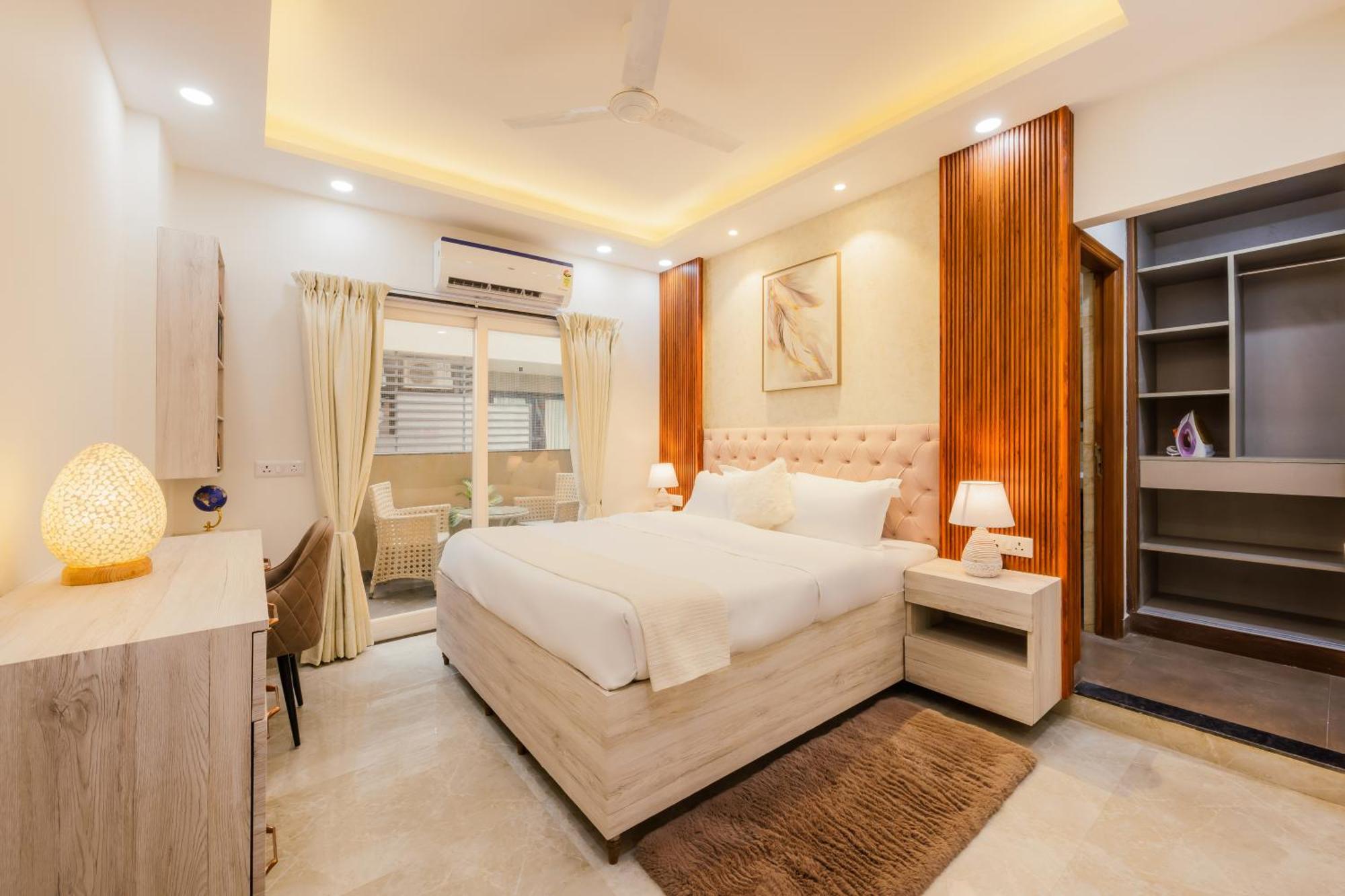 Kyomi Service Apartments คูร์เคาน์ ภายนอก รูปภาพ
