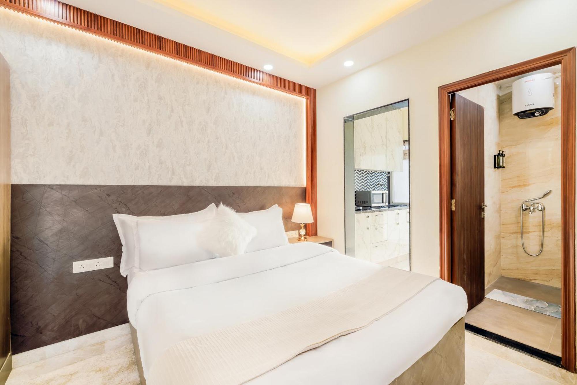 Kyomi Service Apartments คูร์เคาน์ ภายนอก รูปภาพ
