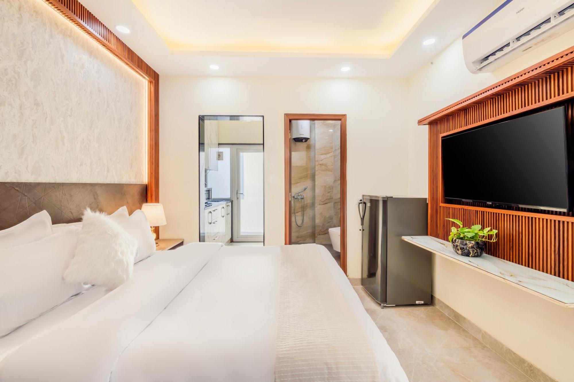 Kyomi Service Apartments คูร์เคาน์ ภายนอก รูปภาพ